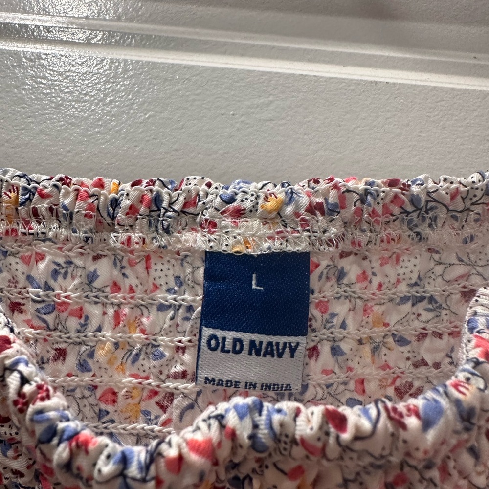 Old Navy NWT Cropped Colorful Smocked Tank Top - Picture 6 of 7
